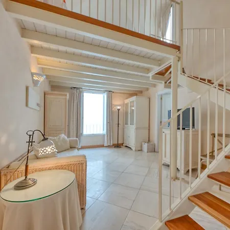 Relais Corte Palmieri & Il Chiostro - Residenza D'epoca 4* غالّيبولي