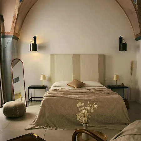 Relais Corte Palmieri & Il Chiostro - Residenza D'epoca 4* غالّيبولي