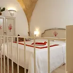Relais Corte Palmieri & Il Chiostro - Residenza D'epoca Hotel 4*